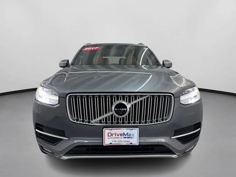 Used 2017 Volvo XC90 T6 Inscription w/ Luxury Package image 2
