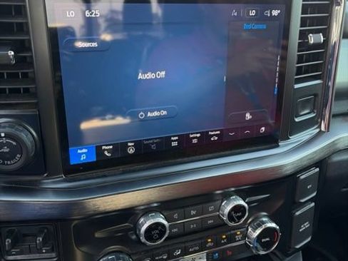 Used 2024 Ford F250 Lariat w/ Lariat Ultimate Package AWD/4WD image 31