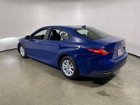 Certified 2025 Toyota Camry LE image 5