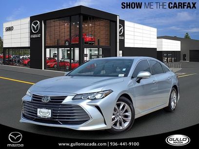 Used 2019 Toyota Avalon XLE w/ Moonroof Package