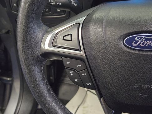 Used 2022 Ford Edge SEL w/ Convenience Package image 15