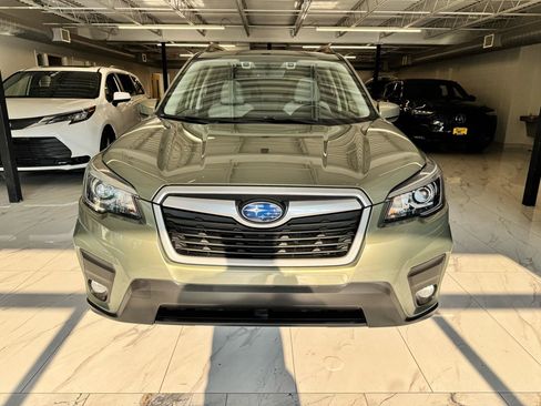 Used 2020 Subaru Forester Premium AWD/4WD image 2