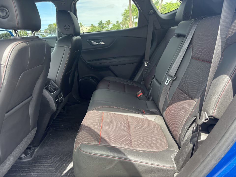 Used 2020 Chevrolet Blazer RS FWD image 34