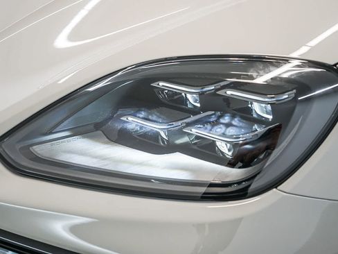New 2026 Porsche Cayenne S AWD/4WD image 15