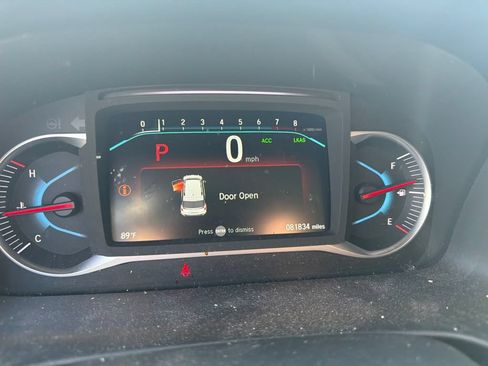 Used 2019 Honda Pilot Touring image 10