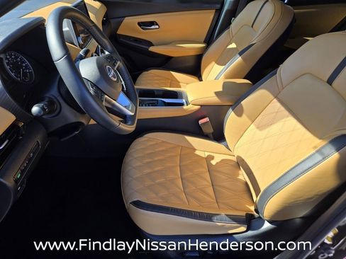 Used 2025 Nissan Sentra SV w/ SV Premium Package image 10