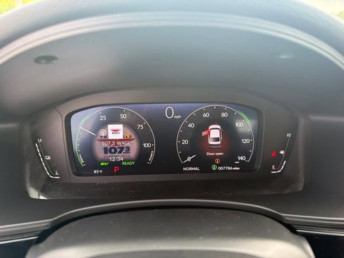 Used 2025 Honda Civic Sport image 15