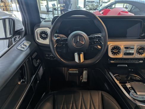 Used 2025 Mercedes-Benz G 550 image 16