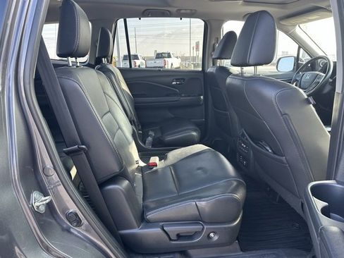 Used 2017 Honda Pilot Elite image 18