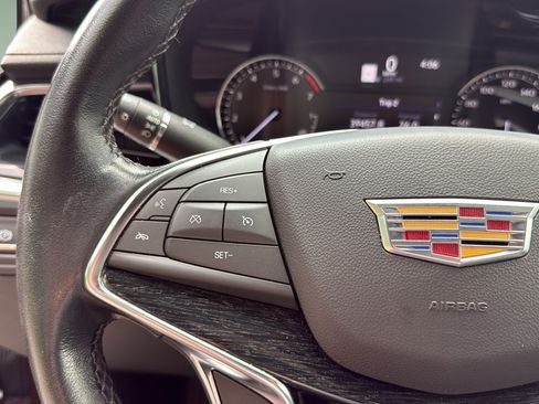 Certified 2023 Cadillac XT5 Premium Luxury AWD/4WD image 29