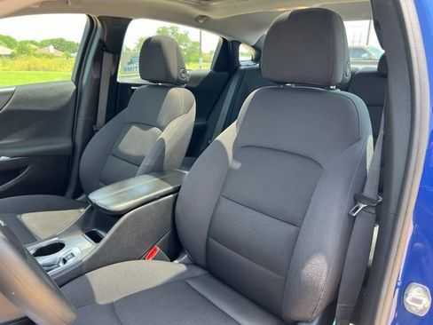 Used 2023 Chevrolet Malibu LT FWD image 12