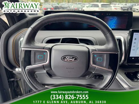 Used 2025 Ford Expedition Tremor image 19