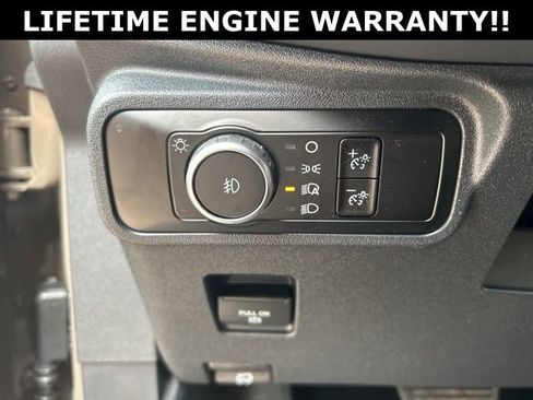 New 2025 Ford Bronco Outer Banks w/ Sasquatch Package image 13