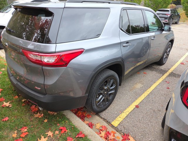 Used 2020 Chevrolet Traverse RS w/ LPO, Floor Liner Package FWD image 4