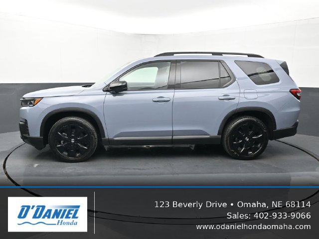Used 2026 Honda Pilot Black Edition image 2