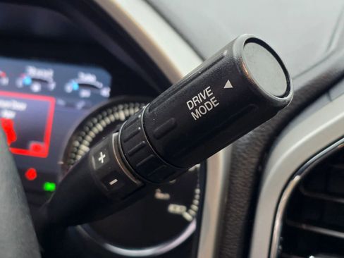 Used 2022 Ford F250 Lariat w/ Tremor Off-Road Package image 24