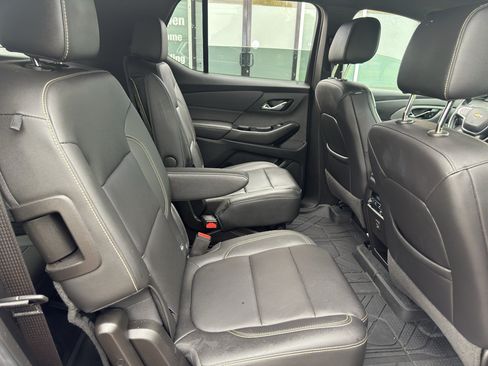 Used 2022 Chevrolet Traverse LT w/ LPO, Floor Liner Package AWD/4WD image 13
