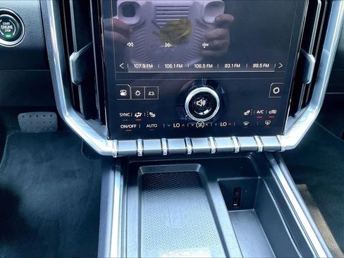 Used 2026 GMC Acadia Elevation w/ Elevation Premium Package AWD/4WD image 27