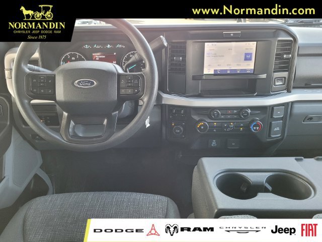 Used 2025 Ford F250 XLT AWD/4WD image 7