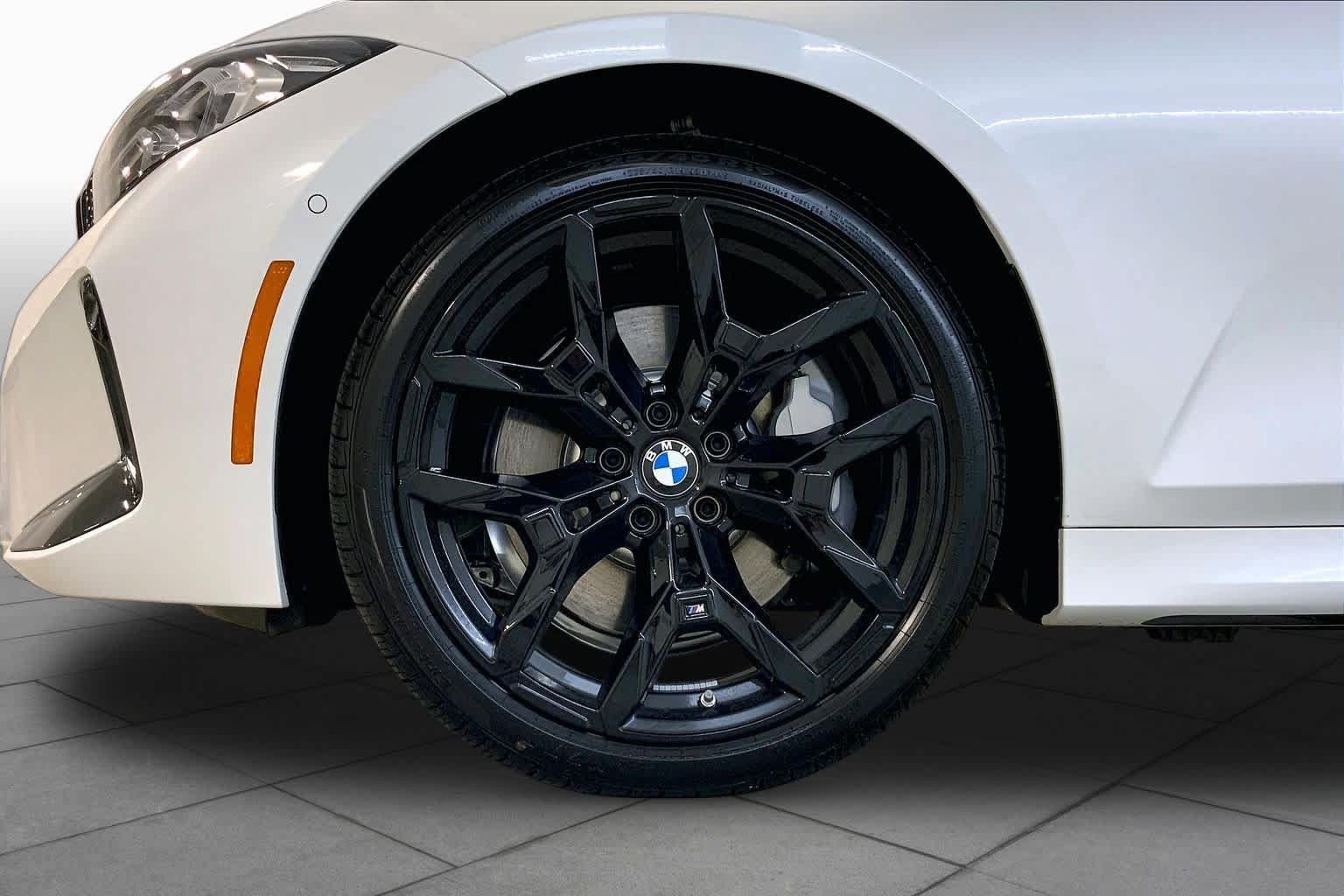 New 2026 BMW 330i xDrive Sedan w/ M Sport Package AWD/4WD image 11