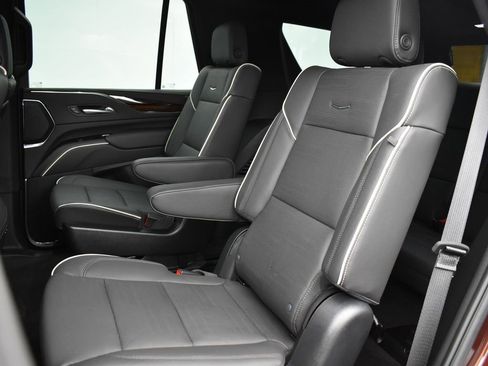 Certified 2023 Cadillac Escalade Premium Luxury w/ LPO, Floor Liner Package image 28