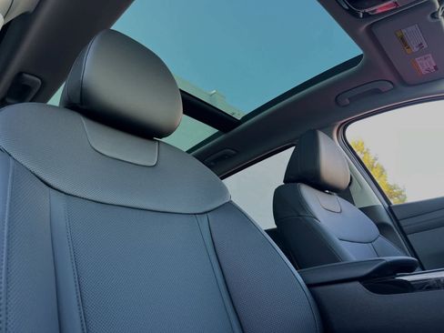 New 2025 Hyundai Tucson SEL image 17