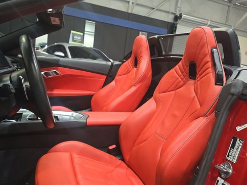 Used 2022 BMW Z4 sDrive30i w/ M Sport Package RWD image 26