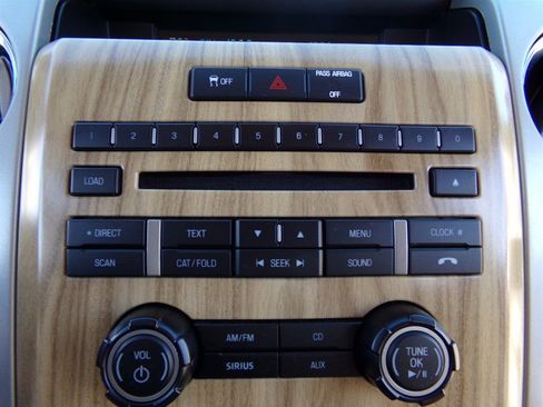 Used 2011 Ford F150 Lariat w/ Lariat Chrome Pkg image 57