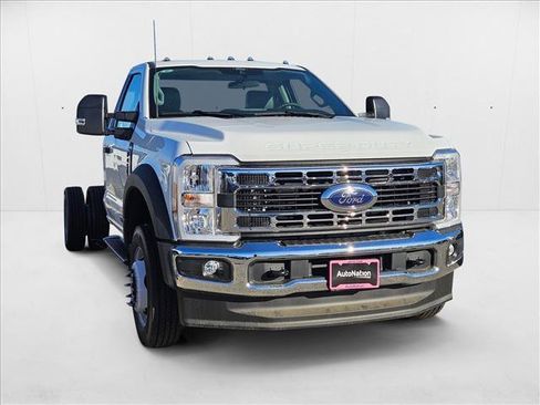 New 2025 Ford F450 XL w/ XL Chrome Package image 6