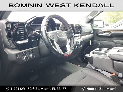 Used 2024 GMC Sierra 1500 Elevation image 8