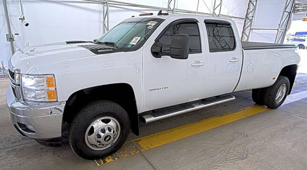Used 2014 Chevrolet Silverado 3500 LTZ w/ LTZ Plus Package AWD/4WD image 1