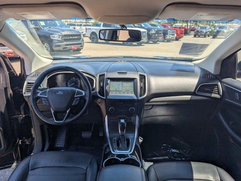 Used 2017 Ford Edge SEL w/ Equipment Group 201A AWD/4WD image 26