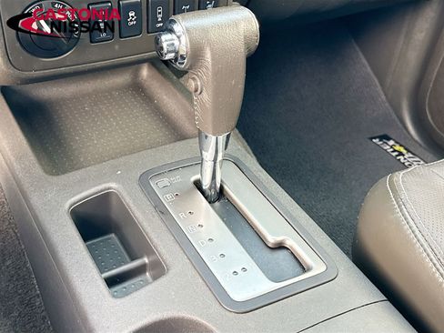 Used 2015 Nissan Frontier PRO-4X w/ Pro-4x Luxury Package image 22