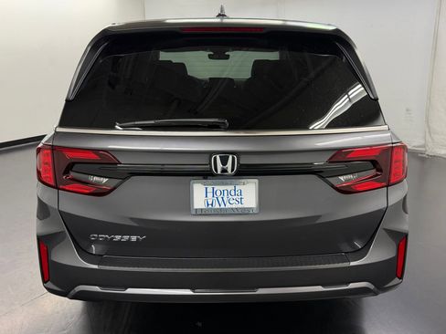 New 2026 Honda Odyssey EX-L image 10