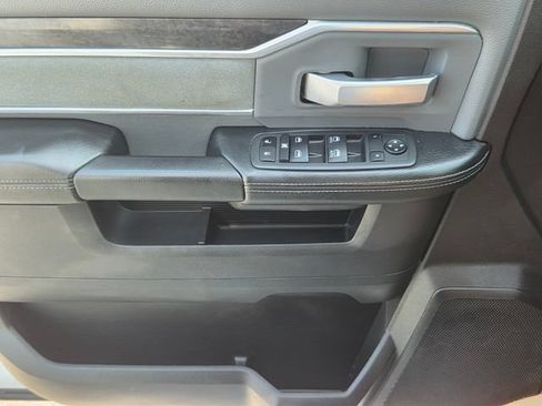 Used 2022 RAM 2500 Big Horn AWD/4WD image 27