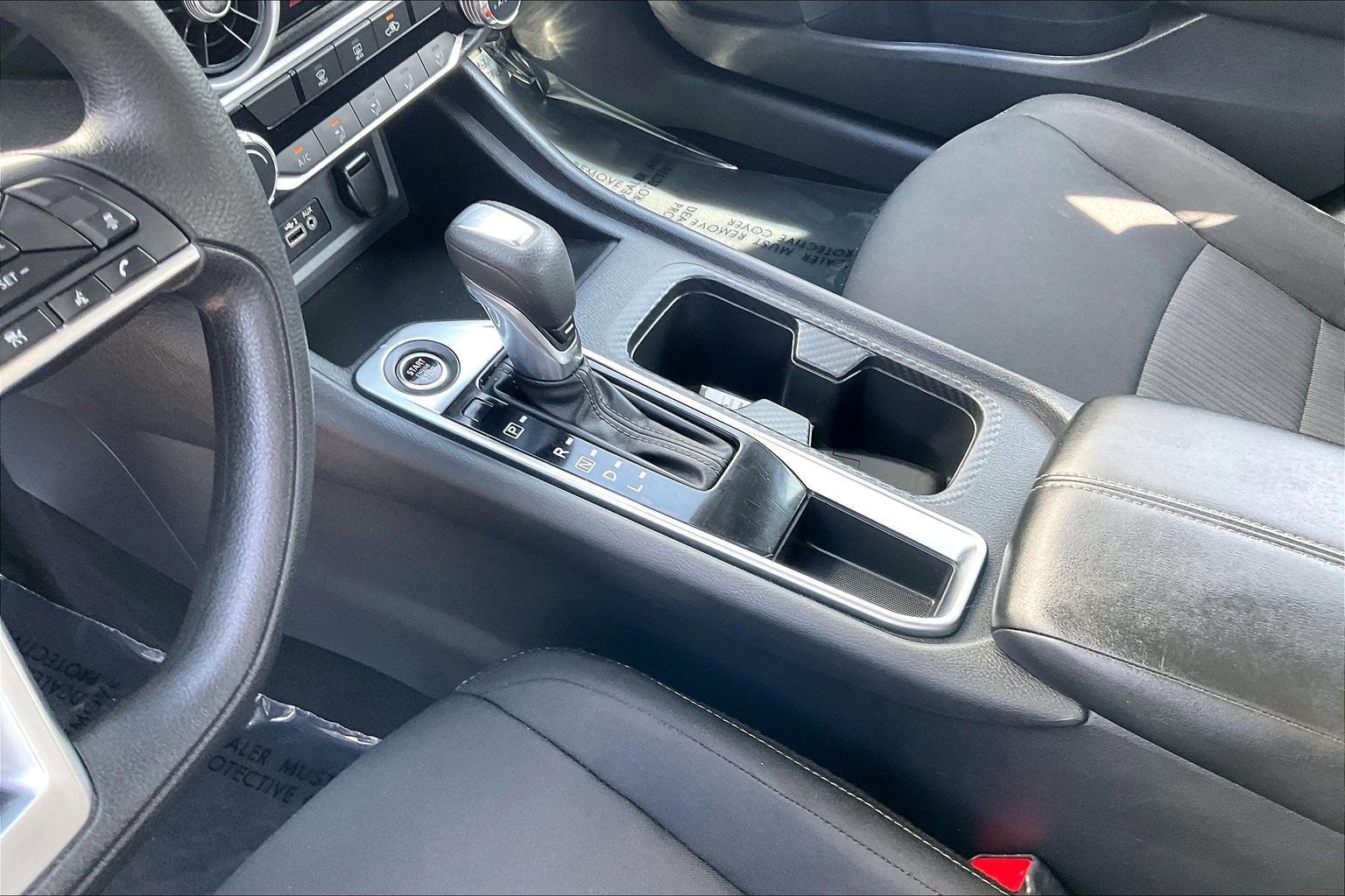Used 2024 Nissan Sentra SV FWD image 22