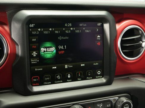 Used 2021 Jeep Gladiator Rubicon AWD/4WD image 49