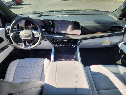 New 2026 Chevrolet Suburban Premier w/ Sun And Tow Package image 2