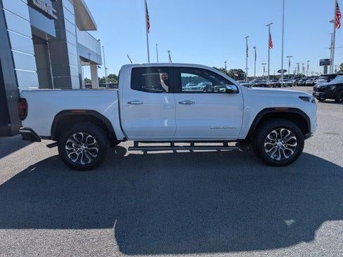 New 2026 GMC Canyon Denali AWD/4WD image 7