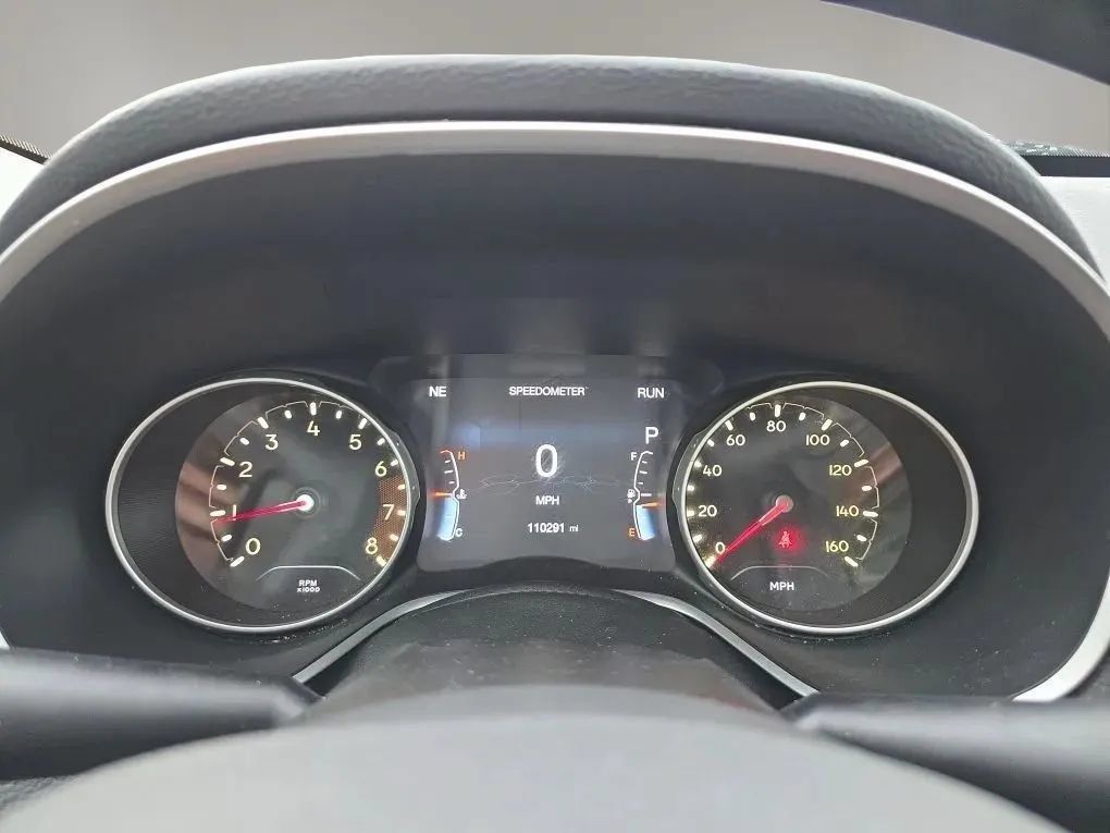 Used 2018 Jeep Compass Latitude w/ Popular Equipment Group AWD/4WD image 18
