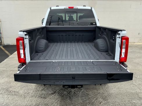 Used 2024 Ford F250 XL w/ FX4 Off-Road Package image 19