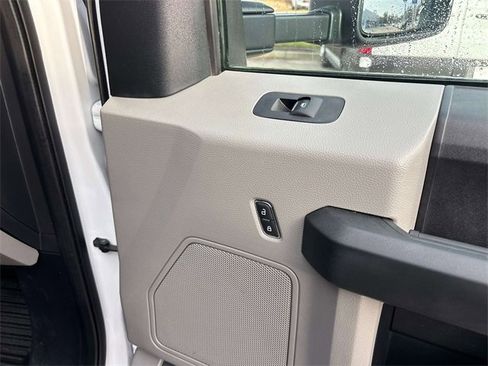 Used 2020 Ford F450 XL w/ Power Equipment Group image 12