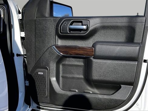 Used 2021 GMC Sierra 1500 SLT w/ SLT Premium Plus Package image 19