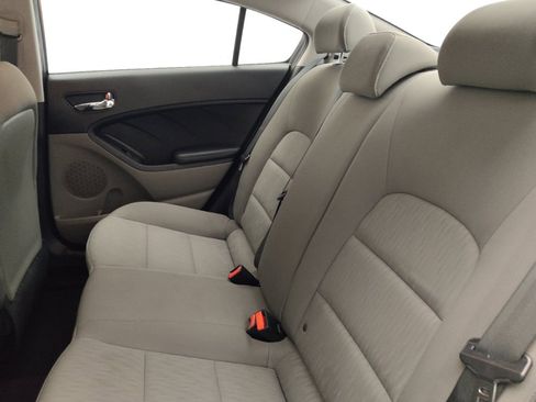 Used 2016 Kia Forte LX FWD image 18