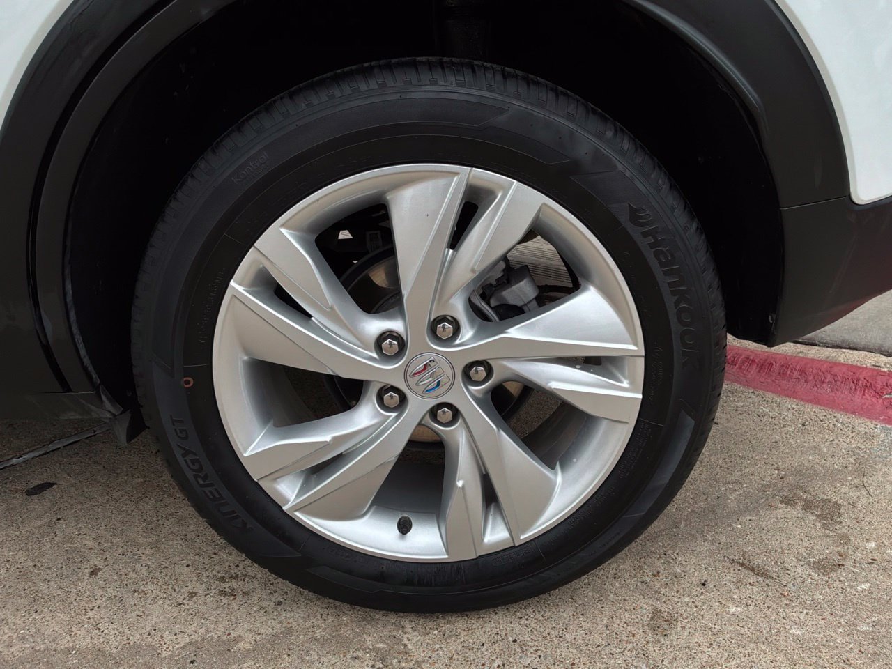 Used 2025 Buick Encore GX Preferred FWD image 9