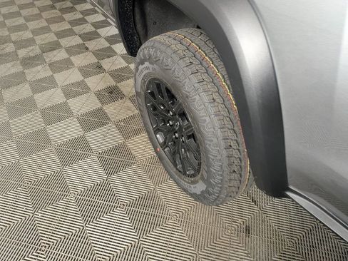 New 2026 Chevrolet Colorado ZR2 w/ Technology Package image 12