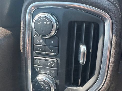Used 2021 GMC Sierra 1500 SLT w/ SLT Premium Plus Package AWD/4WD image 18