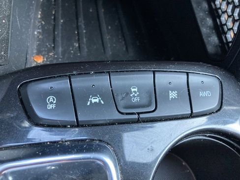 Used 2023 Chevrolet TrailBlazer ACTIV w/ Convenience Package AWD/4WD image 13