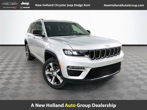 New 2025 Jeep Grand Cherokee Limited w/ Luxury Tech Group II image 1