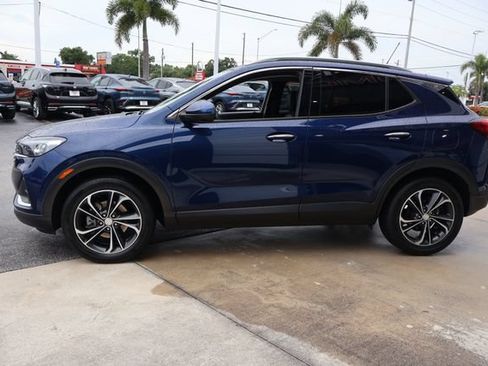 Used 2022 Buick Encore GX Essence FWD image 5